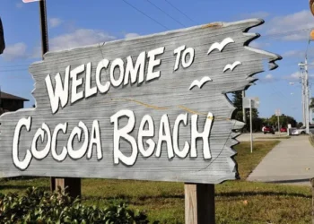 cocoa-beach-welcome-david-lee-thompson-edited